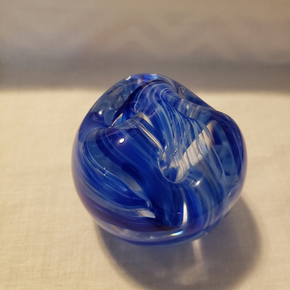 Gorgeous GES 14 Blue Swirl 3 Hole Glass Pen Holder
